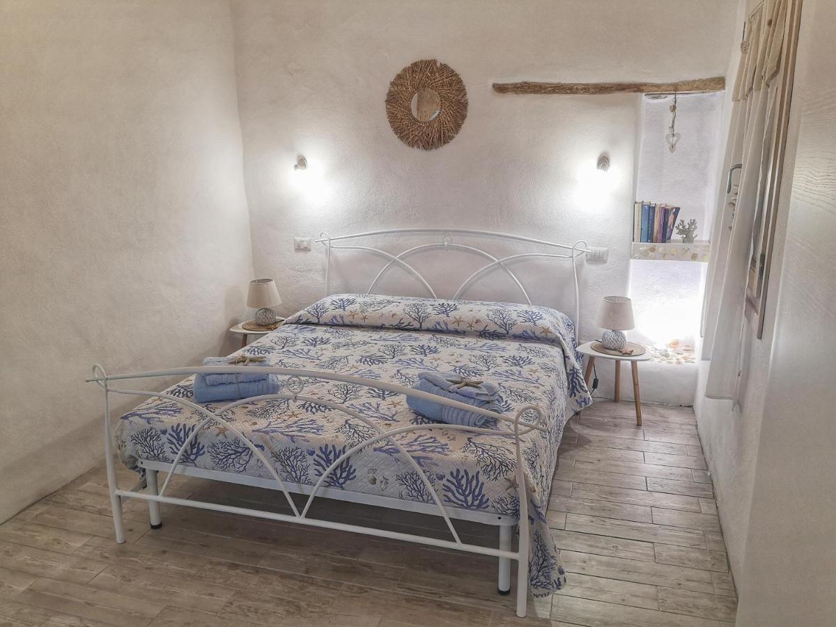Apartamento La Conchiglia SantʼAntìoco Exterior foto